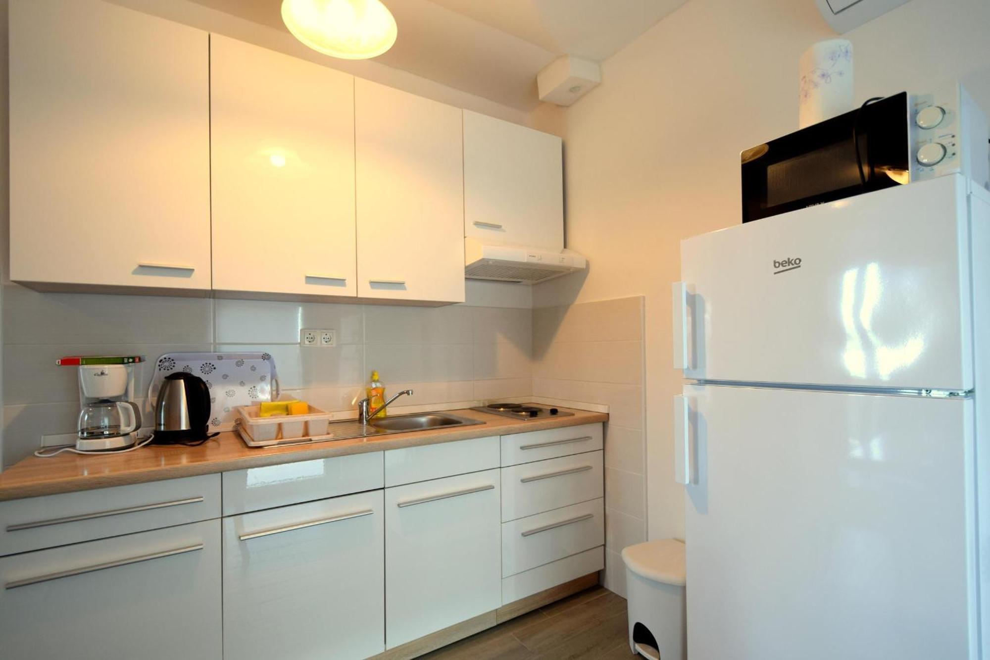 Apartments Cindric Malinska Extérieur photo