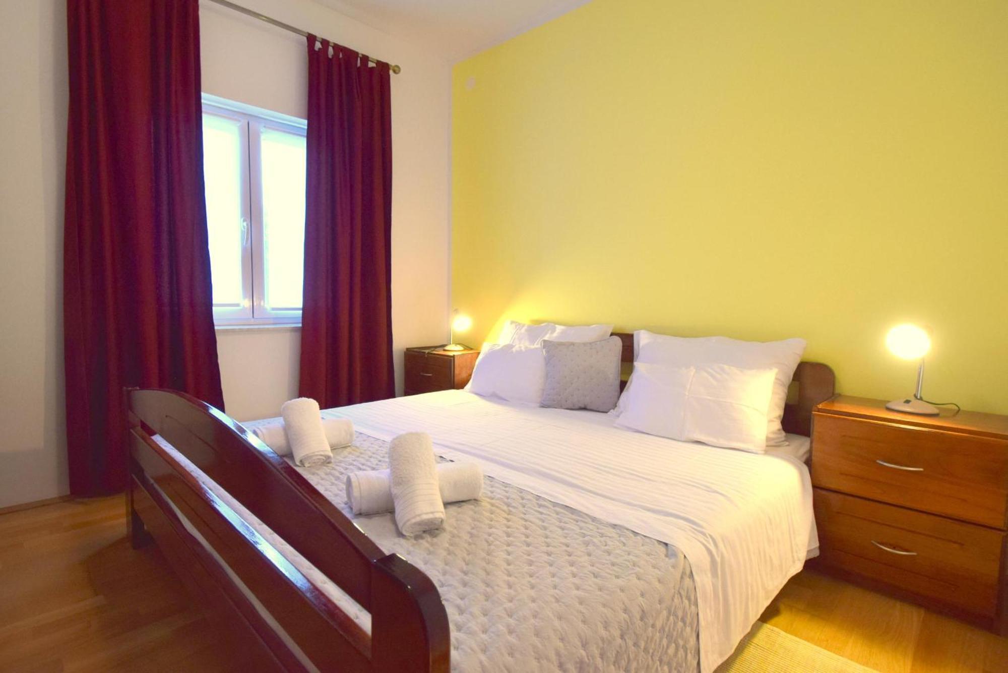 Apartments Cindric Malinska Extérieur photo